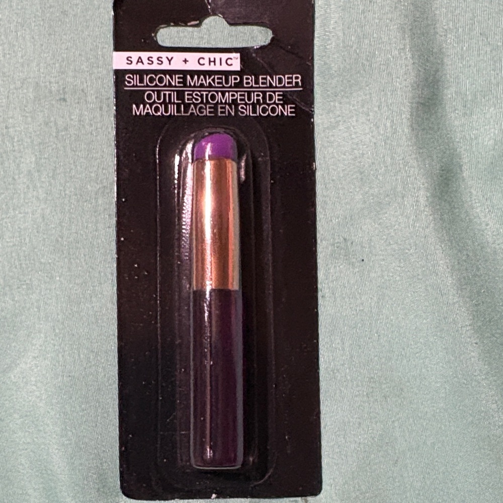 Sassy + Chic Purple Silicone Makeup Blender
